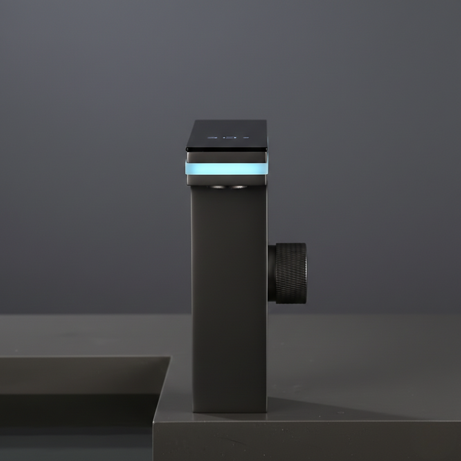 Kebnekaise - Digital Display Celsius Bathroom Basin Faucet with Intelligent LED