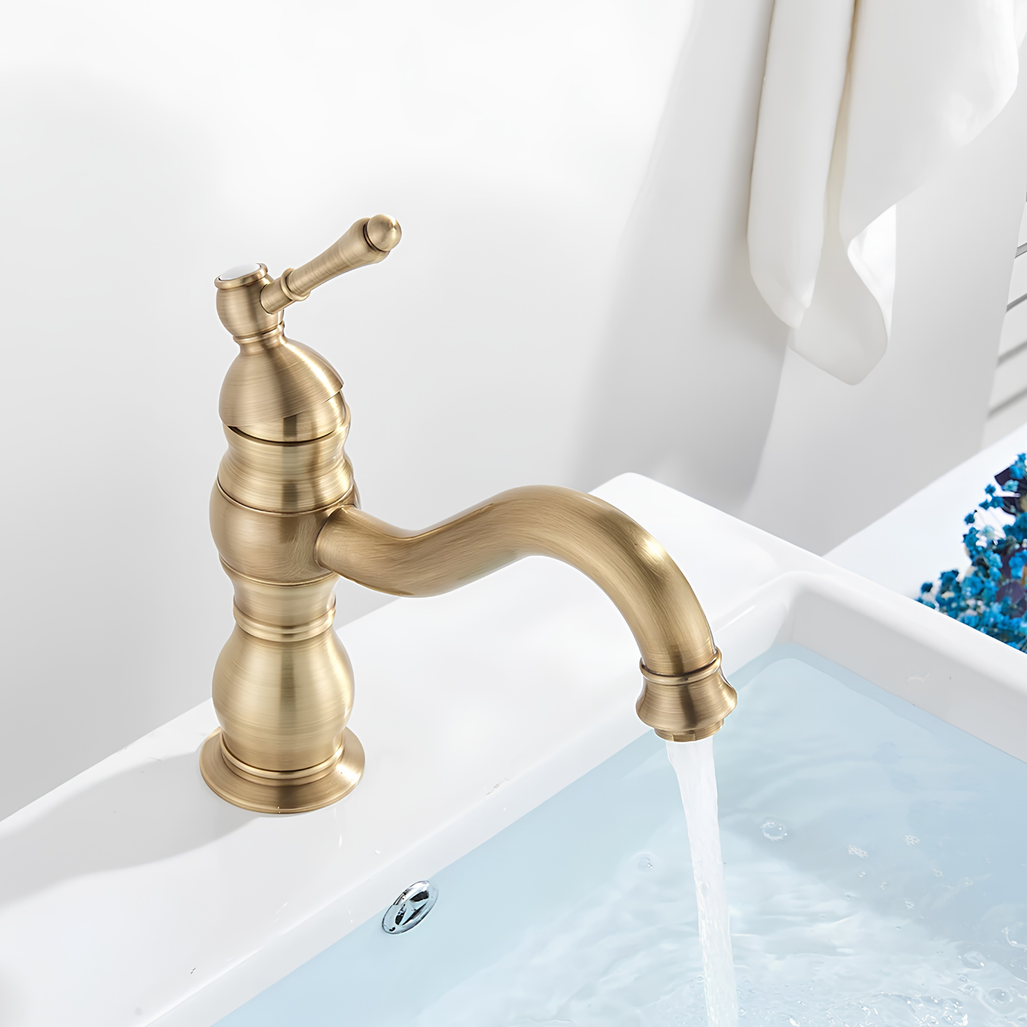 Kiruna - Antique 360° Swivel Vessel Sink Faucet