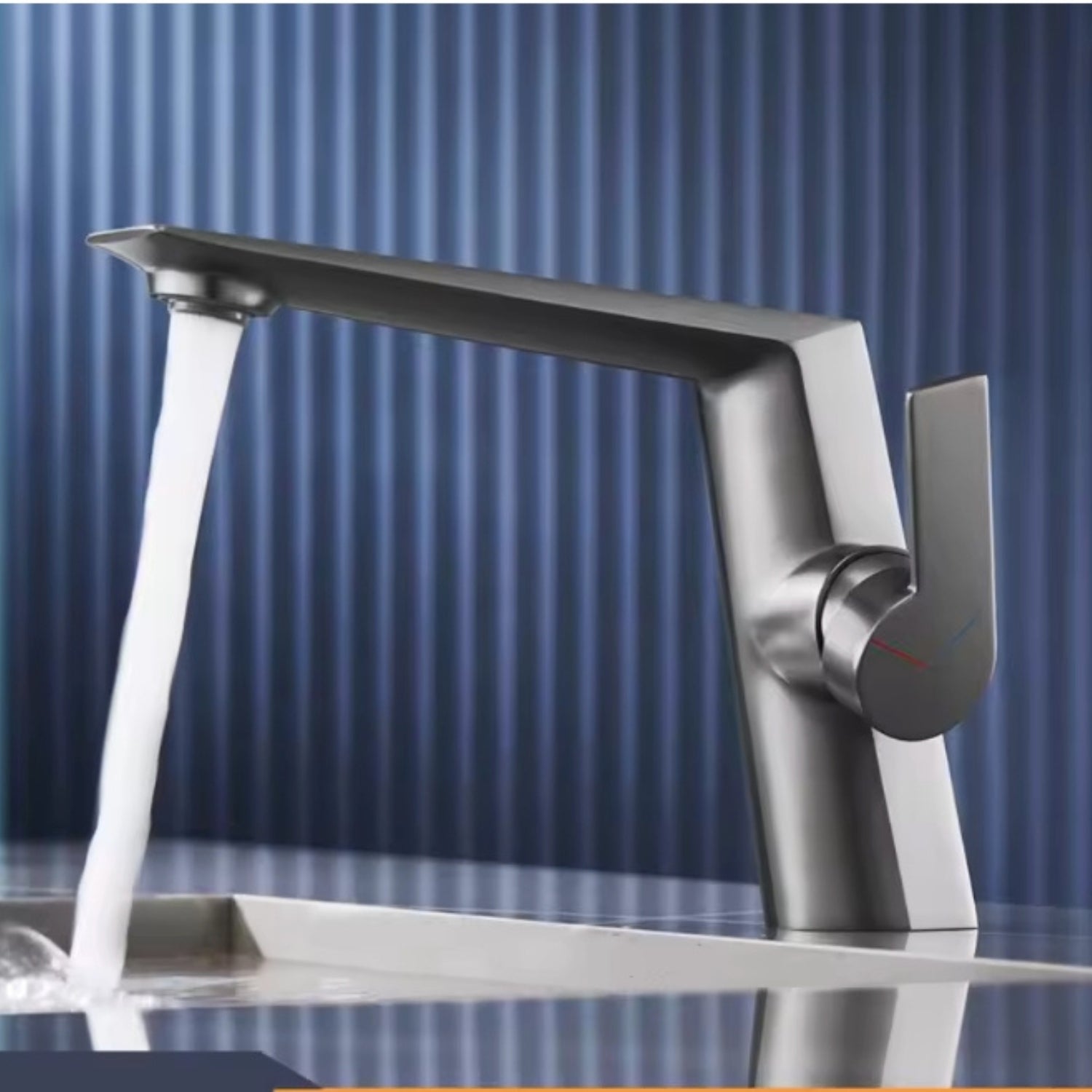 Halsa - Nordic Minimalist Single Handle Hot & Cold Mixer Bathroom Sink Tap