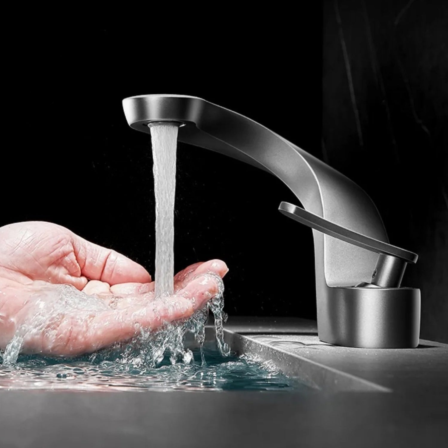 Bergen - Elegant Bathroom Faucet Single Lever